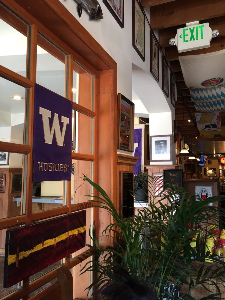 shultzys bar and grill seattle 1