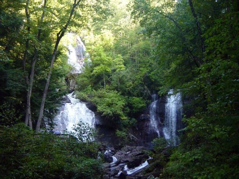 Anna Ruby Falls