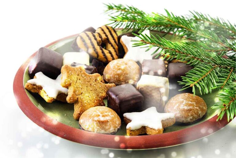 Bavarian Christmas Cookies – Learn to make/decorate to give as gifts ($45) Bavarian Christmas Cookies – Learn to make/decorate to give as gifts ($45)