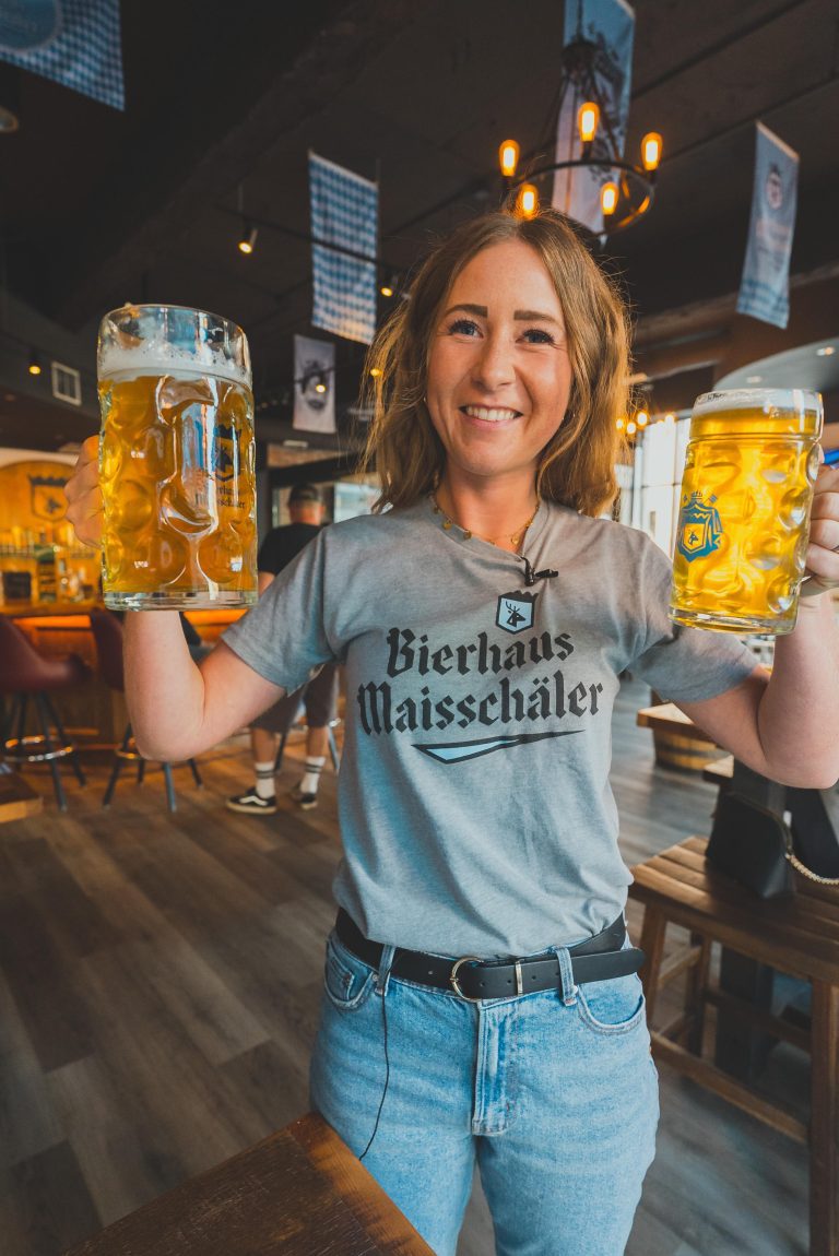Speaking German 101 w/ Svenja! Speaking German 101 w/ Svenja!