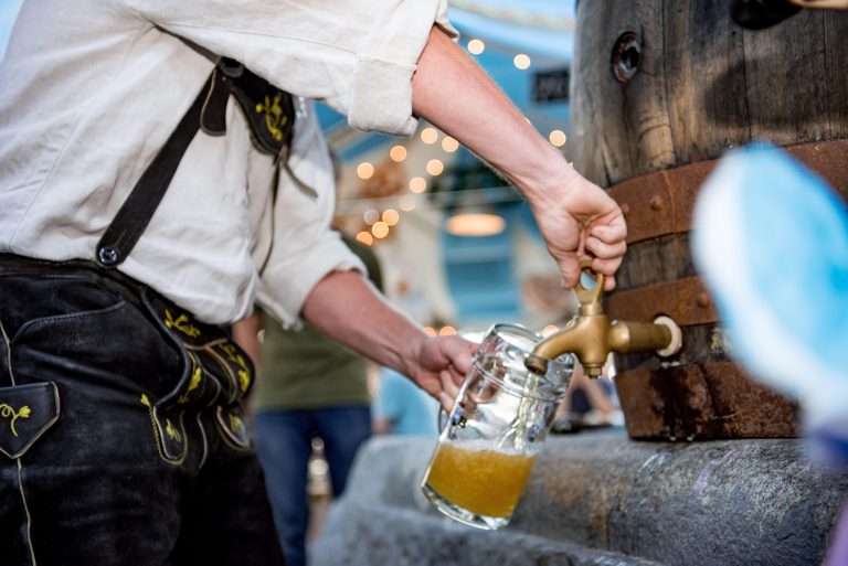 Zum Schneider Oktoberfest 2023