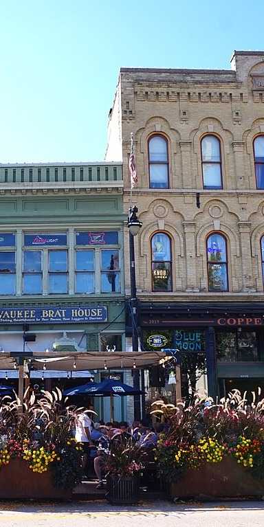 brat exterior 1