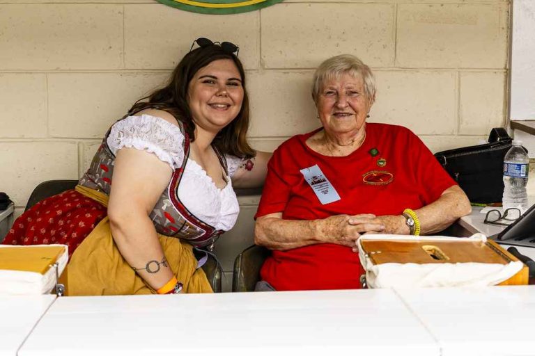 hunt0630 aasgd oktoberfest w2 2 1 768x512